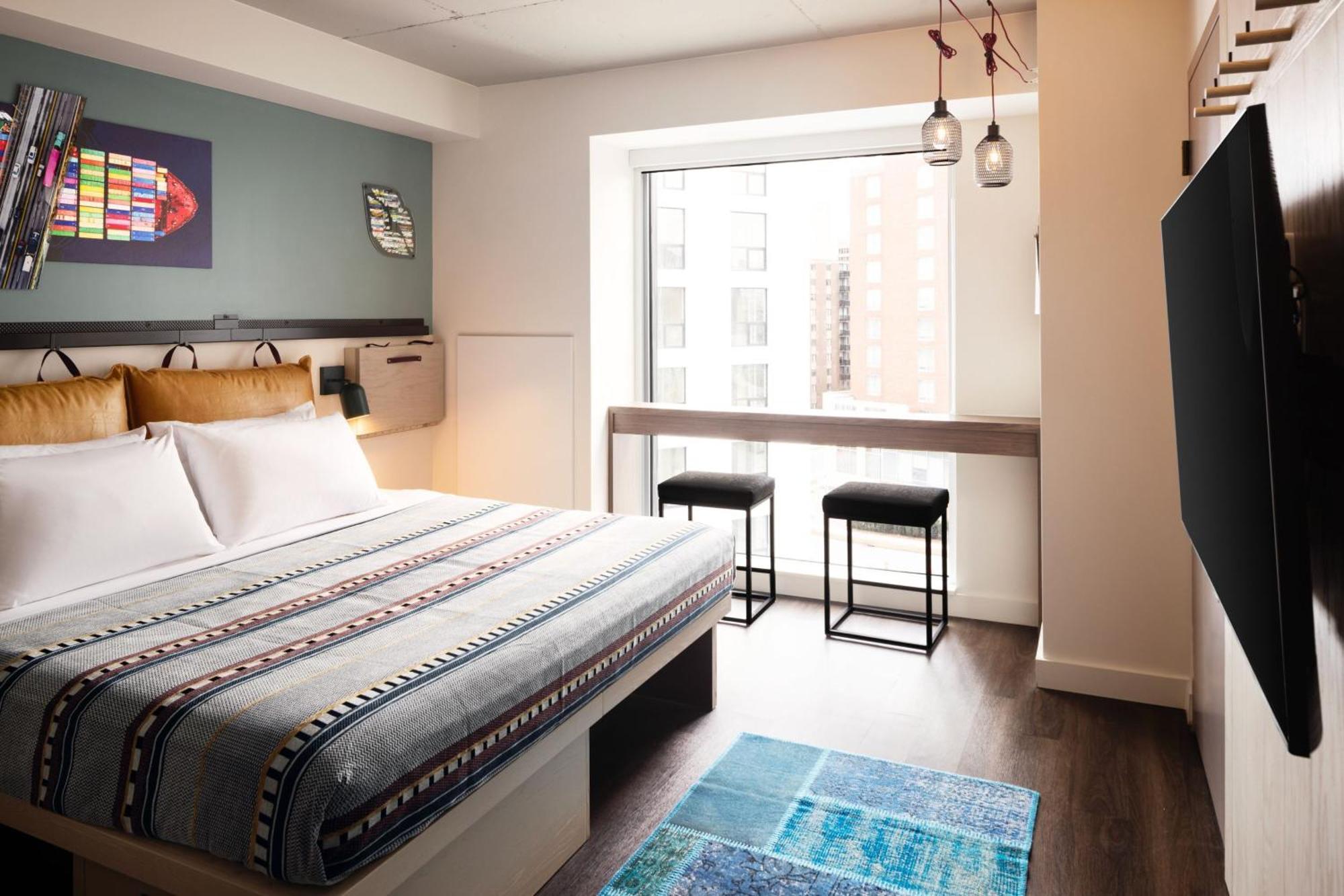 Moxy Halifax Downtown Hotel Exterior photo